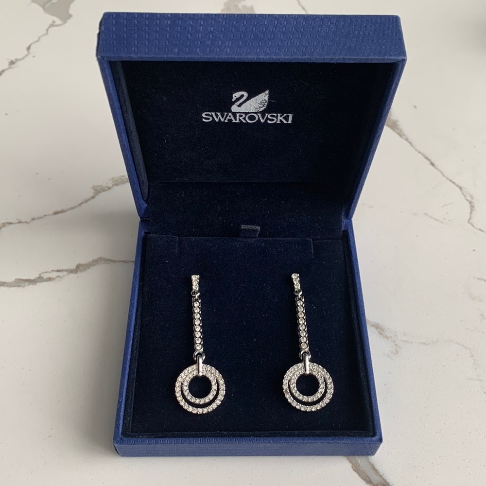 Crystal drop earrings